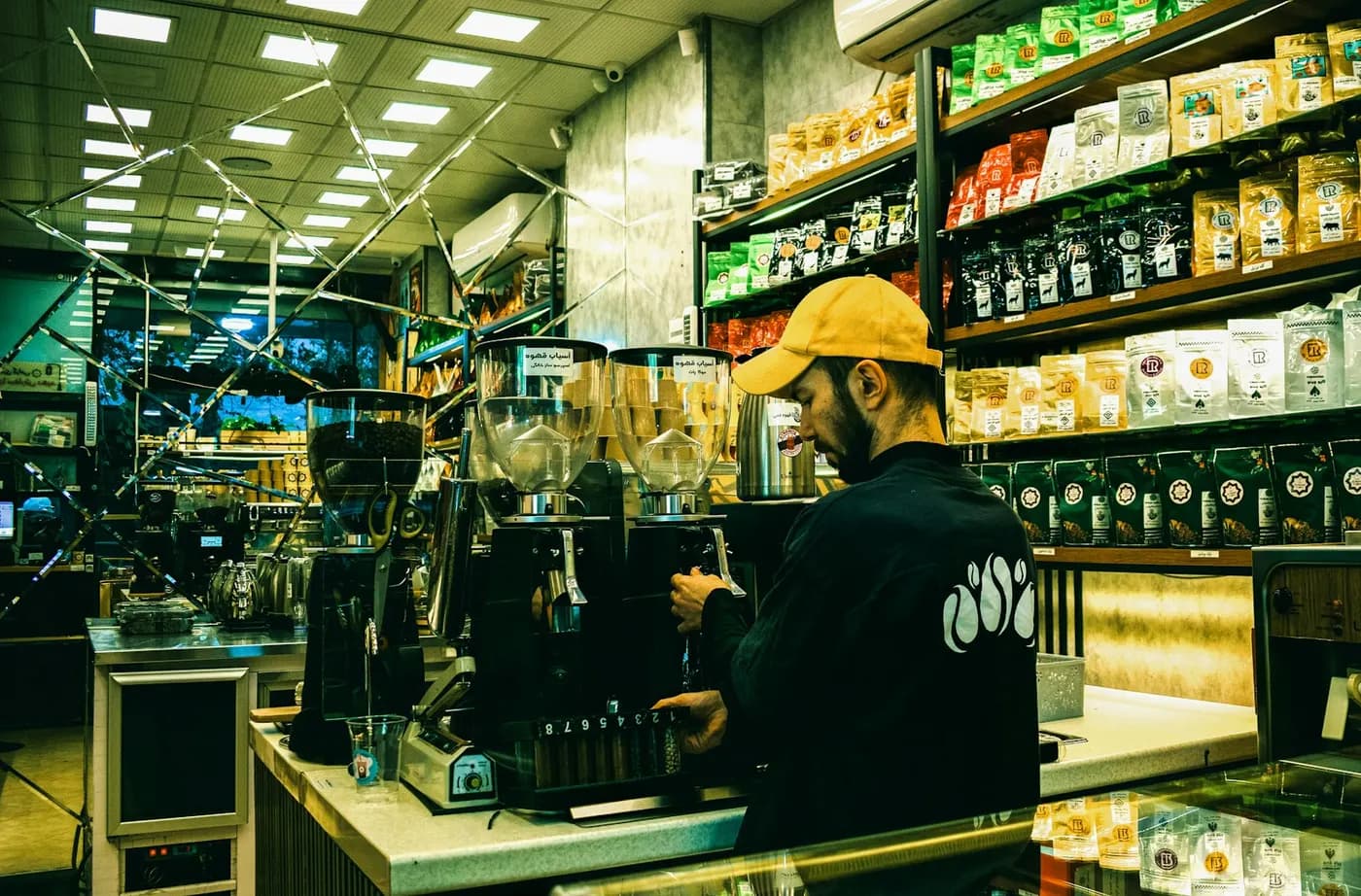 A juice bar counter while preparing a customer's order